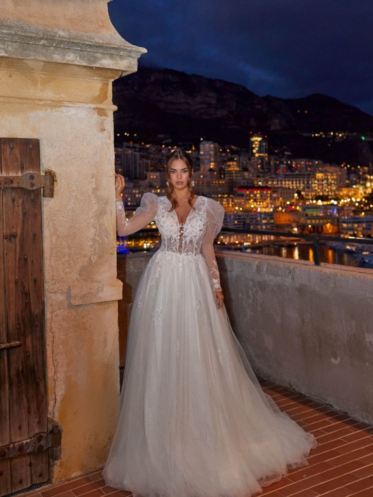 Vestido exclusivo nueva colección edicta en remedios novias málaga