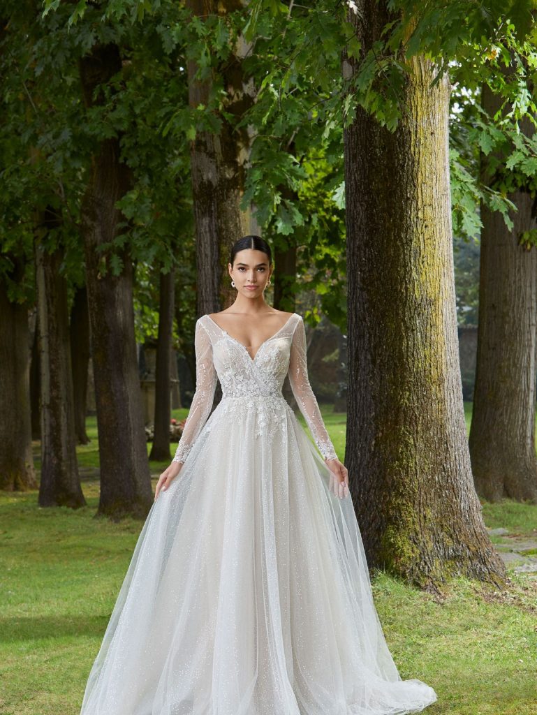 Vestido cosmobella 8187 en málaga remedios novias