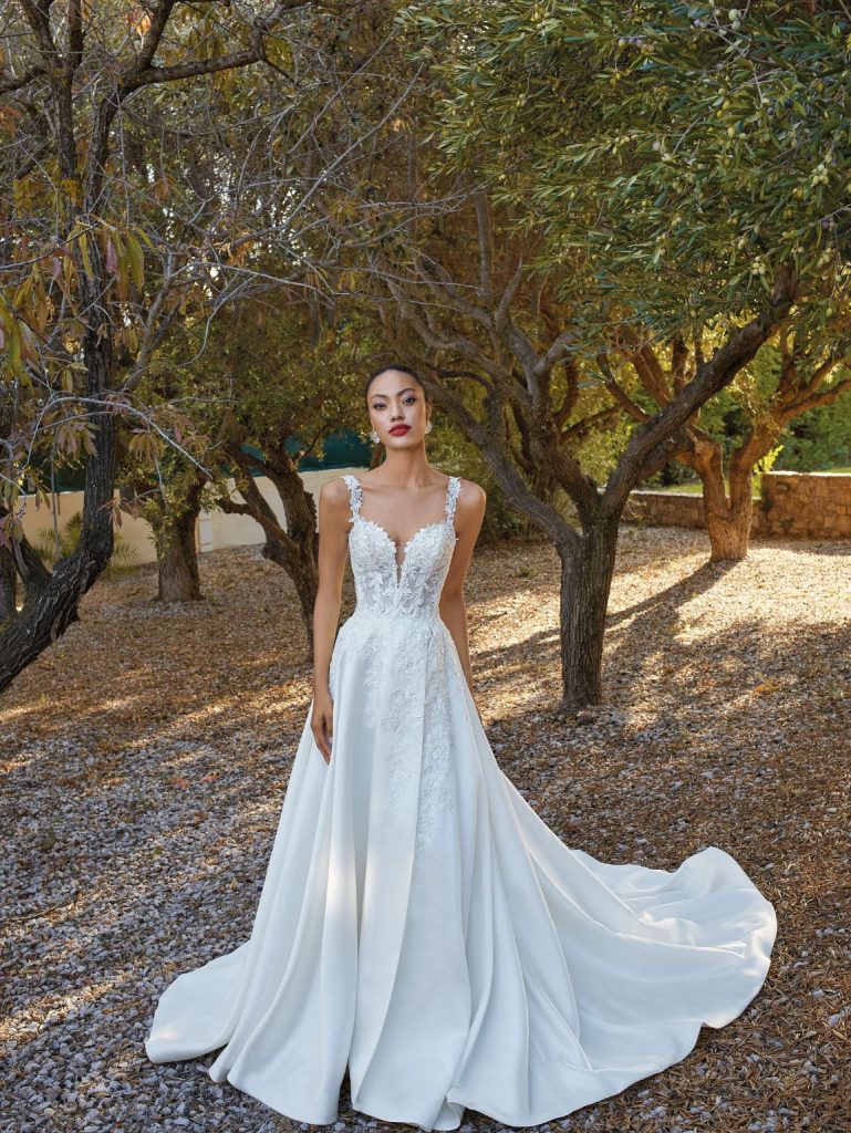 Vestido de novia demetrios 200155 colección 2024 en málaga remedios novias
