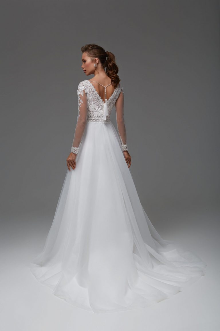 vestido novia nueva coleccion 206 en remedios novias malaga exclusivo